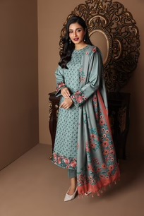 42205017-Embroidered 3PC